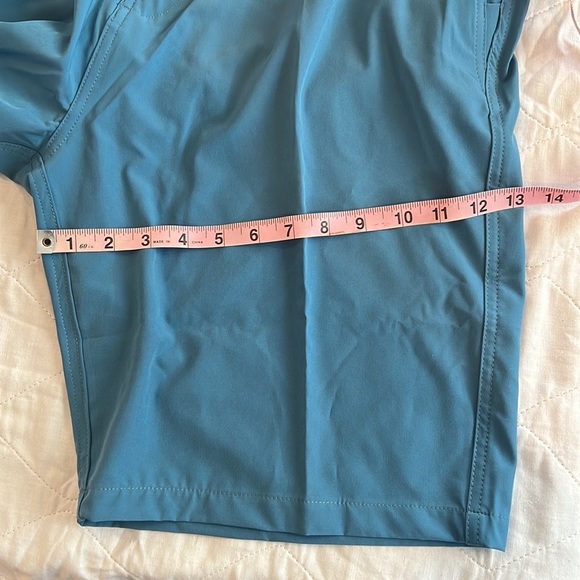 Trunks Surf & Swim Co. Multi Functional Shorts For Men Sz 36 NWT - Picture 15 of 15